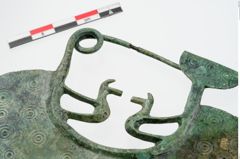 Foto von Bronzehalbmondgehängefibel (NHMW-PRAE-024251)